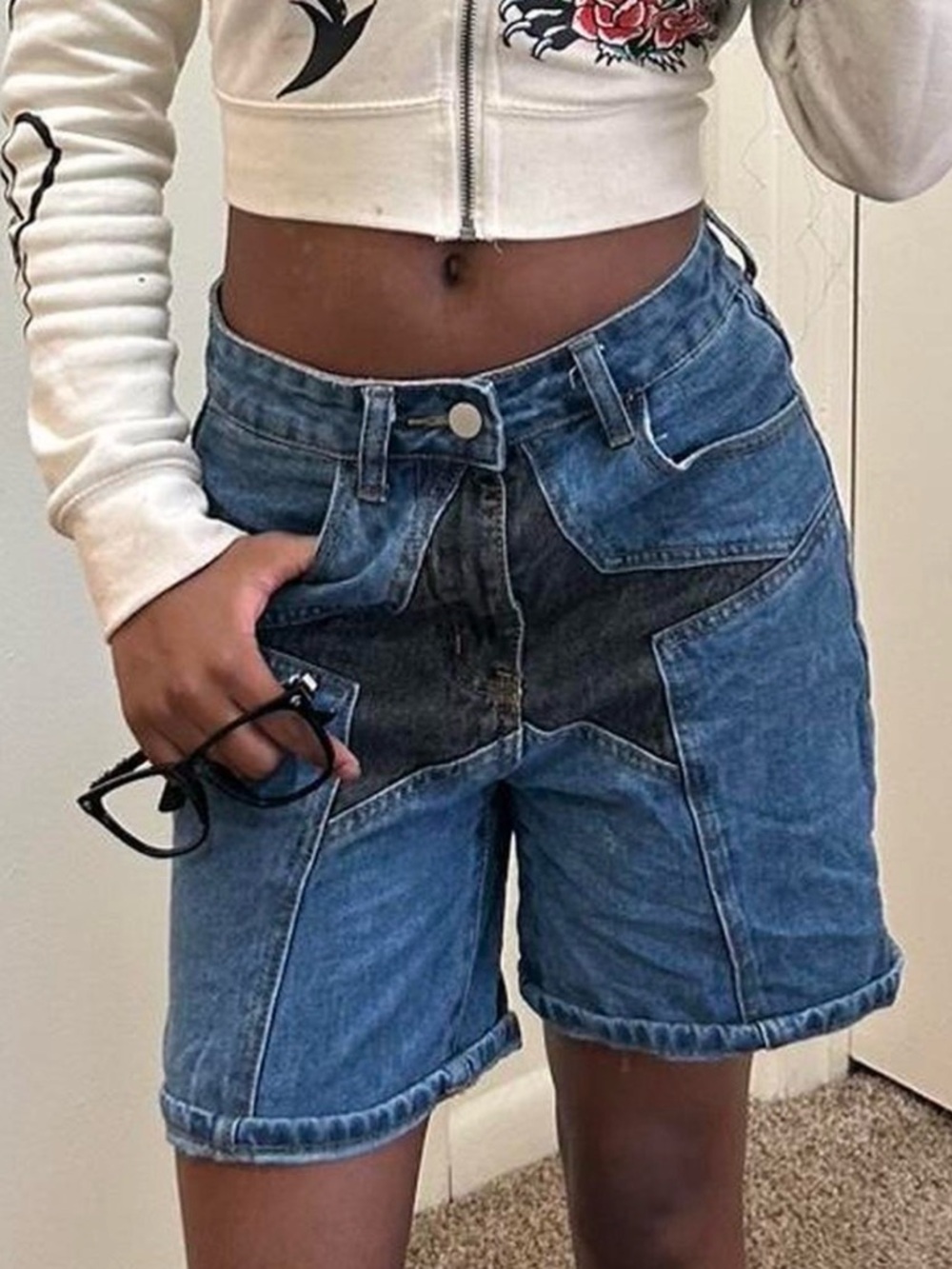 High-Waist Star Patch Denim Shorts - Blue